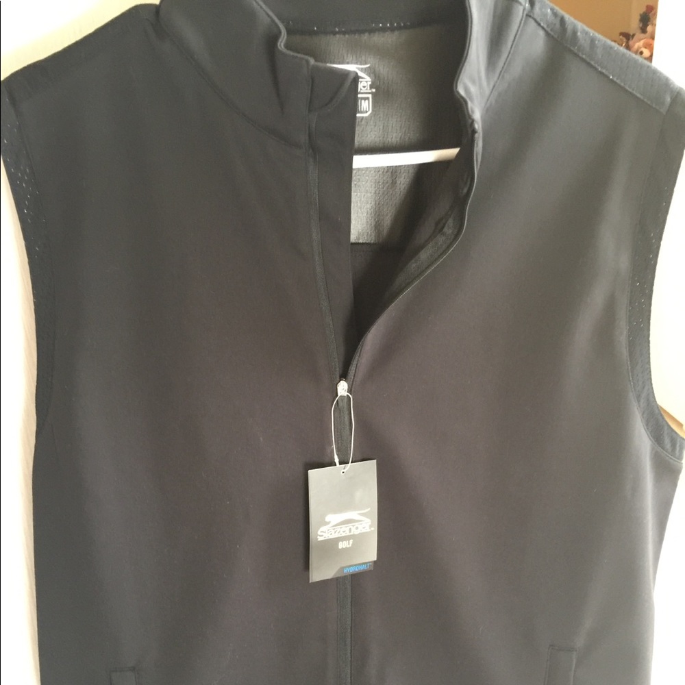Brand new men’s vest